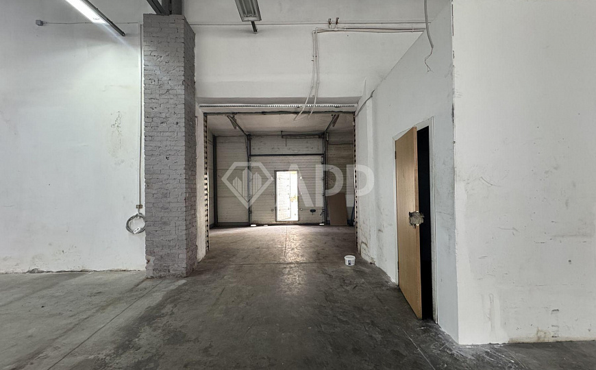Отдельно стоящее здание, 600 м² фото