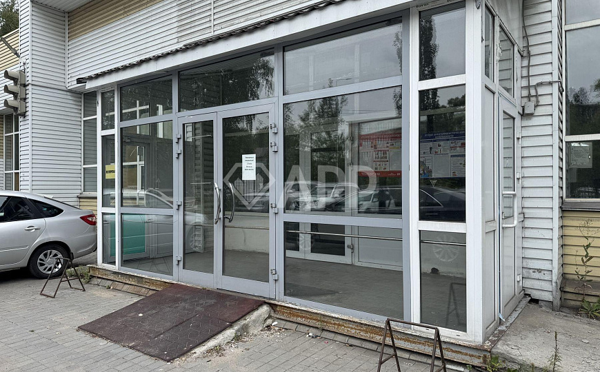 Отдельно стоящее здание, 600 м² фото