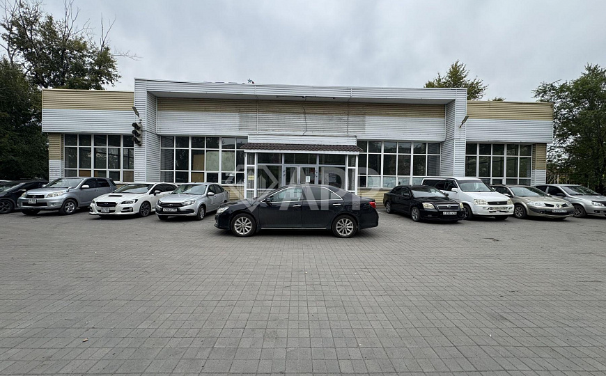 Отдельно стоящее здание, 600 м² фото