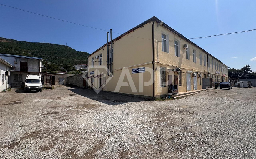 Сдам складское помещение, 218 м² фото