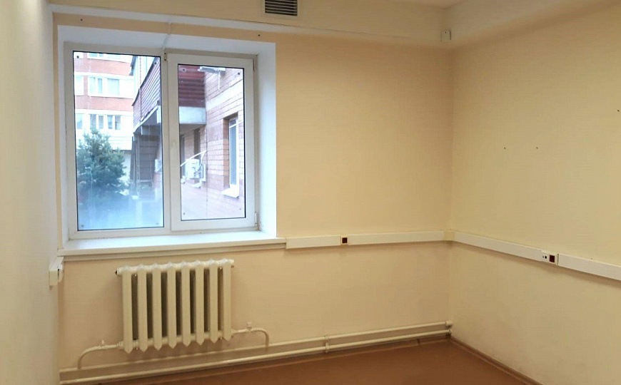 Офис 5 кабинетов 83 м² фото
