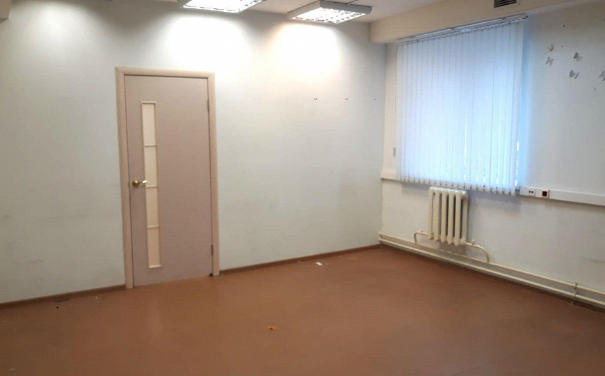 Офис 5 кабинетов 83 м² фото