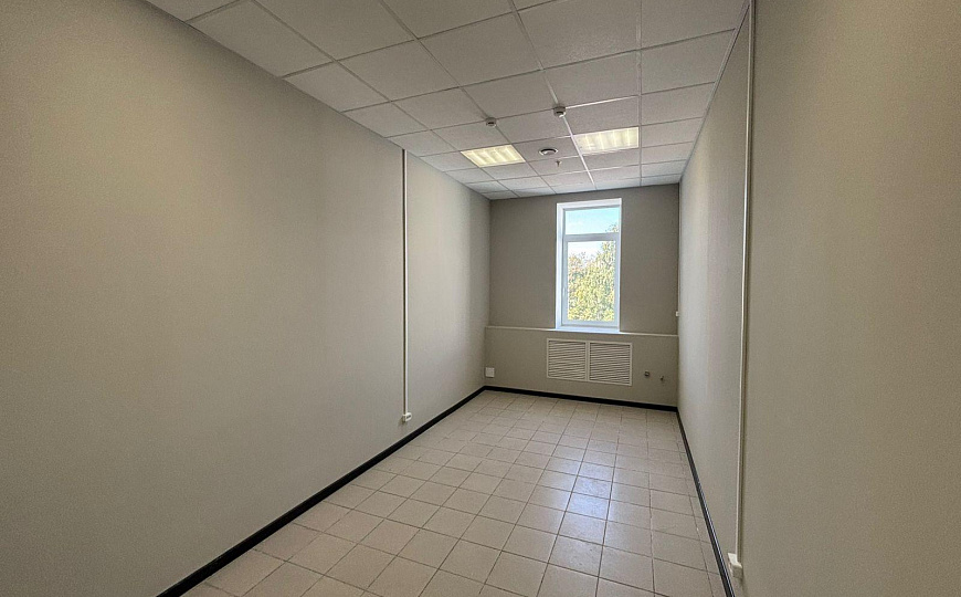 Сдам офис, 20 м² с водой и кондиционером  фото