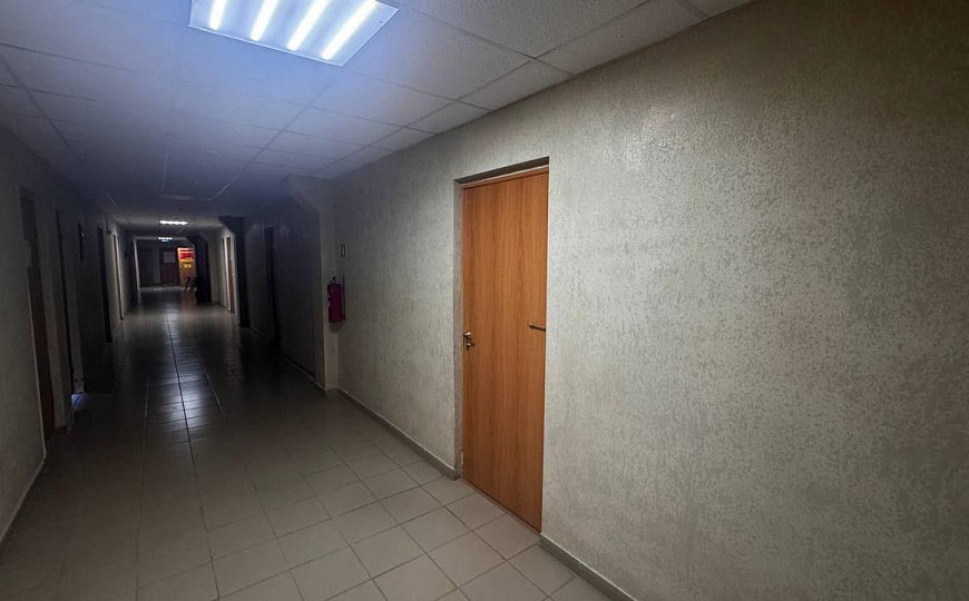 Торгово-офисный центр фото