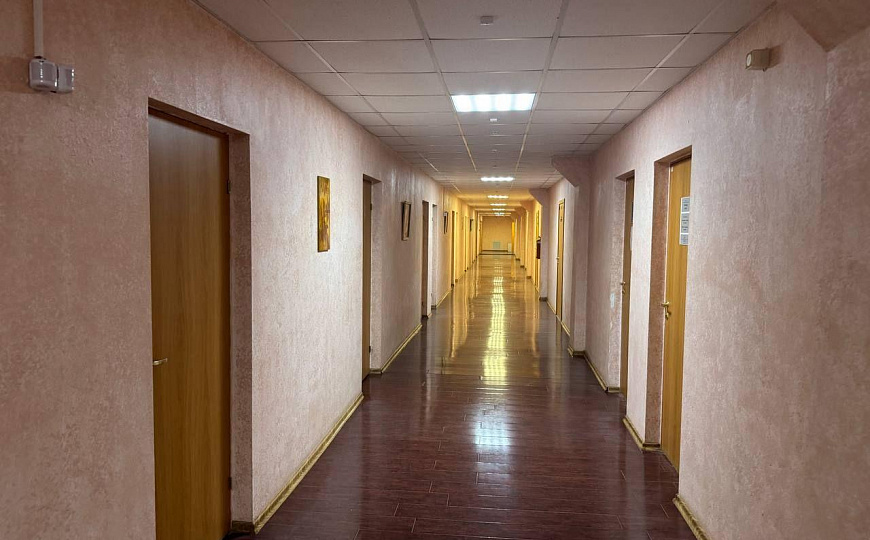 Торгово-офисный центр фото