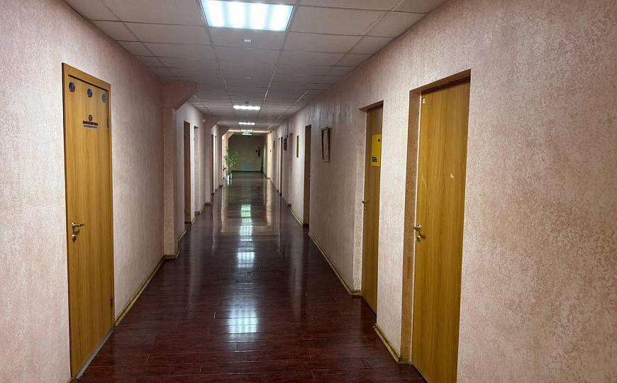 Торгово-офисный центр фото