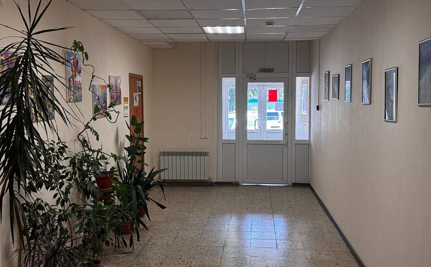 Торгово-офисный центр фото