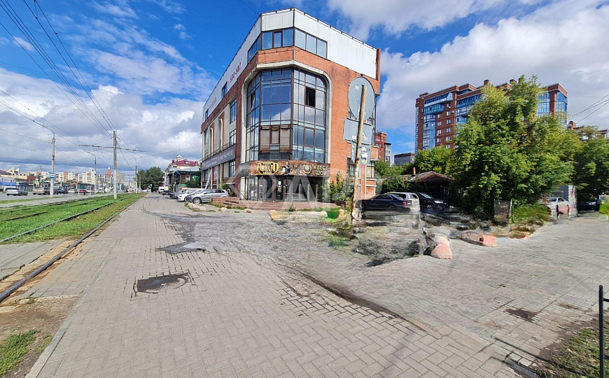Площадь свободного назначения 300 м2 в центре на первой линии фото