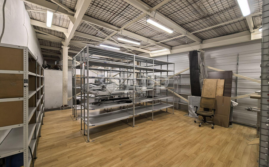 Сдам отдельно стоящее здание, 1 176 м² фото