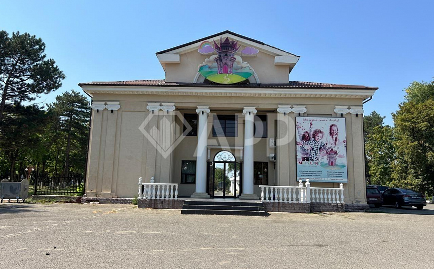 Сдам помещение свободного назначения, 1 079 м² фото