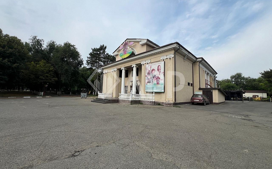 Сдам помещение свободного назначения, 1 079 м² фото