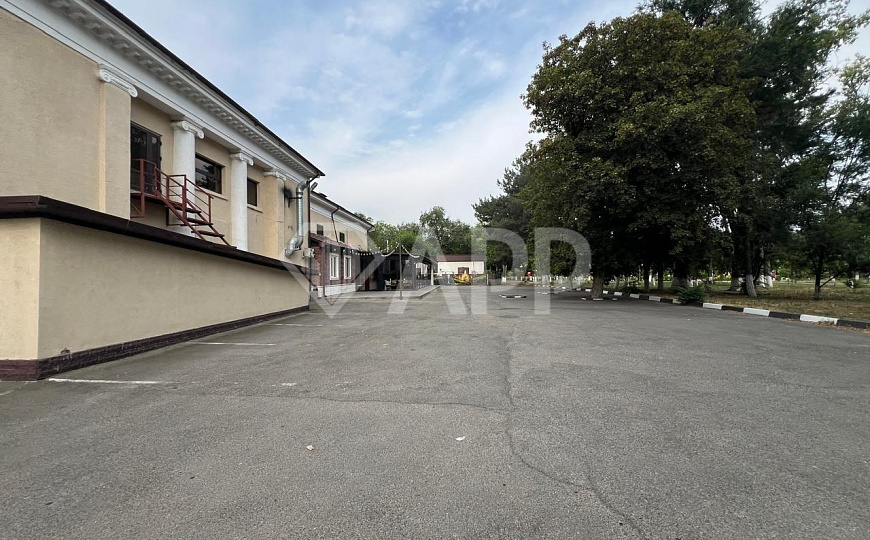 Сдам помещение свободного назначения, 1 079 м² фото