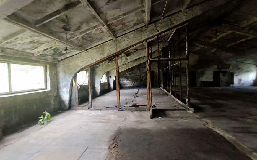 Производственно-складское помещение, 1 600 м² фото