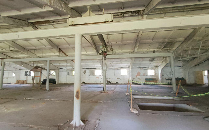 Производственно-складское помещение, 1 600 м² фото