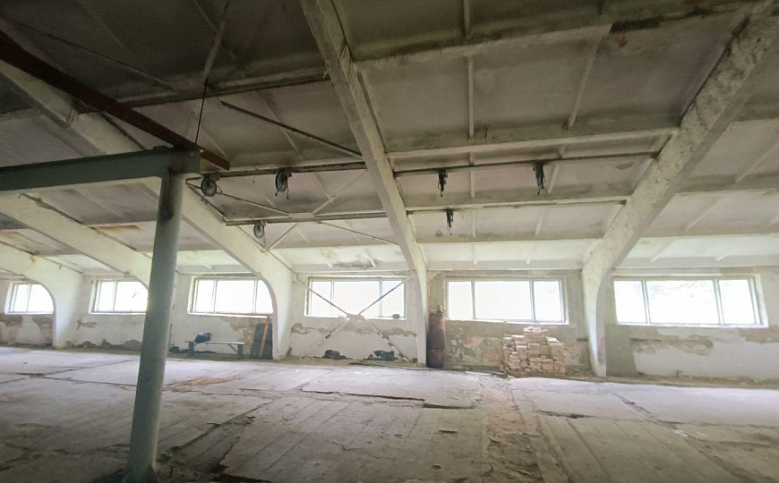 Производственно-складское помещение, 1 600 м² фото