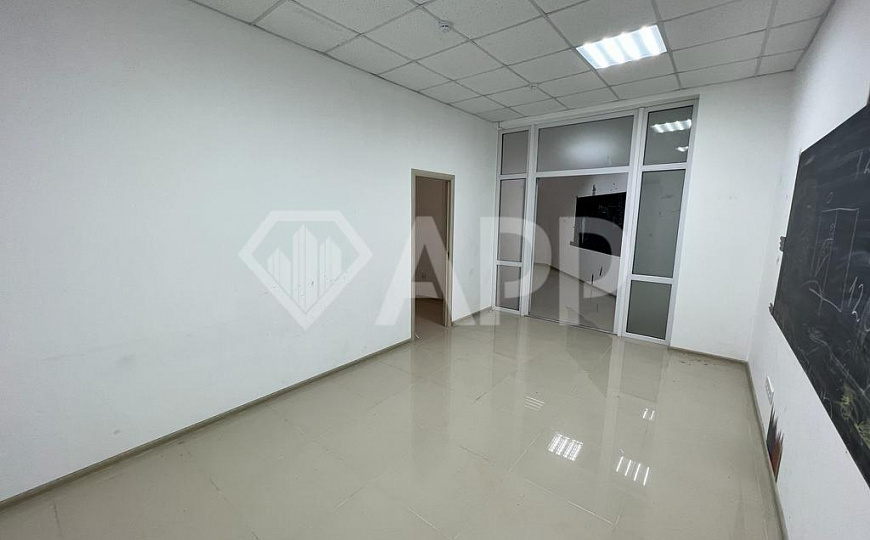 Сдаю помещение свободного назначения, 132,5 м² фото