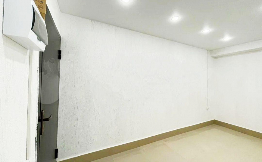Помещение на первой линии с высоким трафиком, 17 м² фото