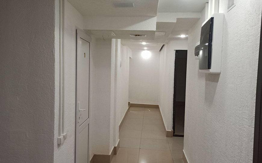 Помещение на первой линии с высоким трафиком, 17 м² фото