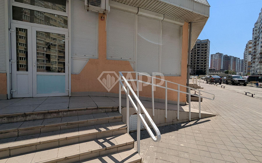 Сдаю помещение свободного назначения, 84 м² фото