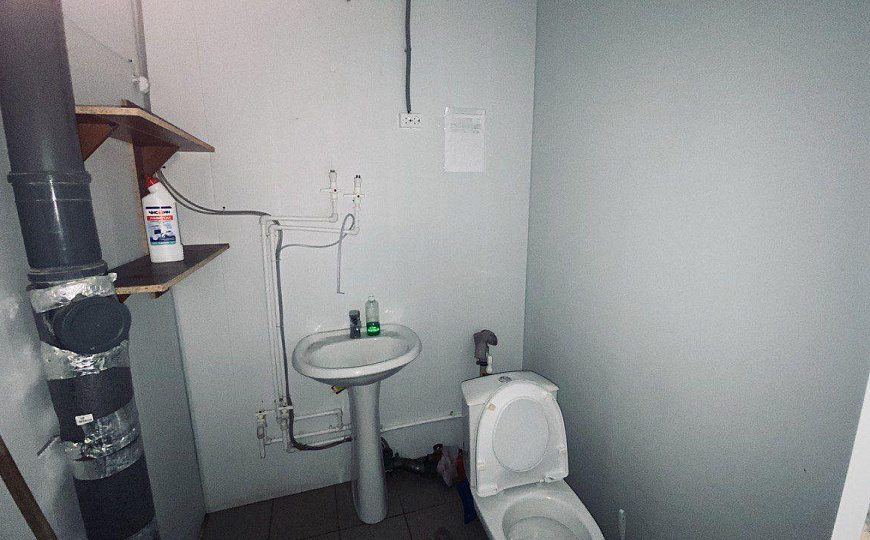 Торговое помещение, детская студия, медицина 130 м2 фото