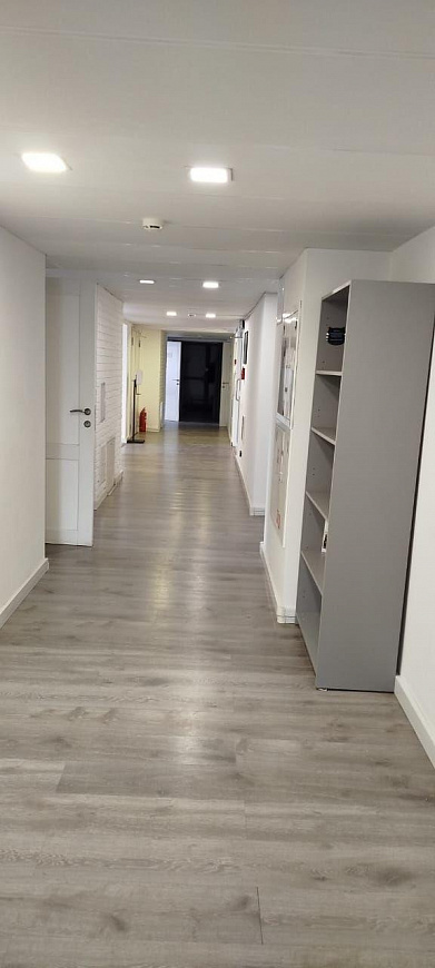 Помещение в бизнес-центре, 267,7 м² фото