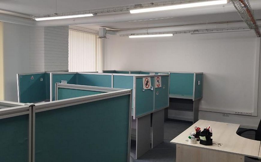 Помещение в бизнес-центре, 267,7 м² фото