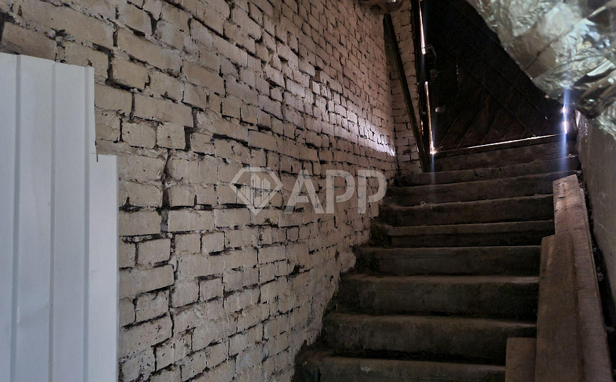 Высокий трафик/1 линия/Остановка, 92 м² фото