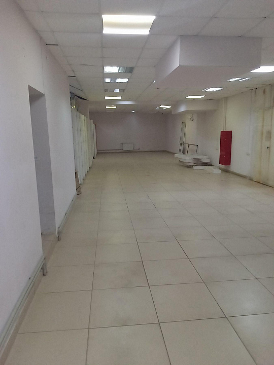 Площади в торговом центре от 30 до 145 м2 фото