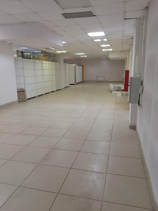 Площади в торговом центре от 30 до 145 м2 фото
