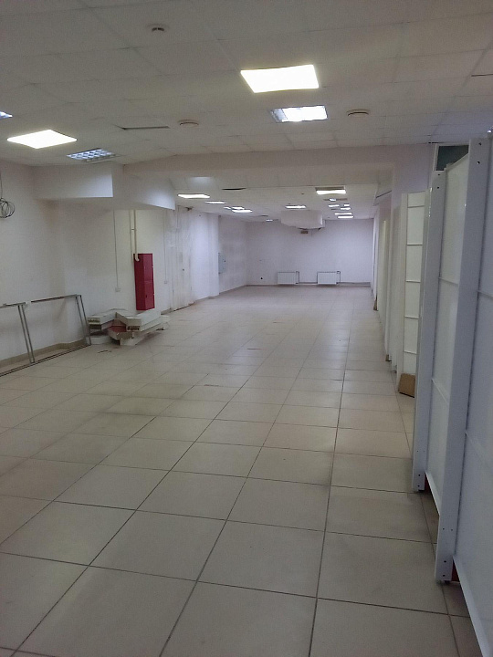 Площади в торговом центре от 30 до 145 м2 фото