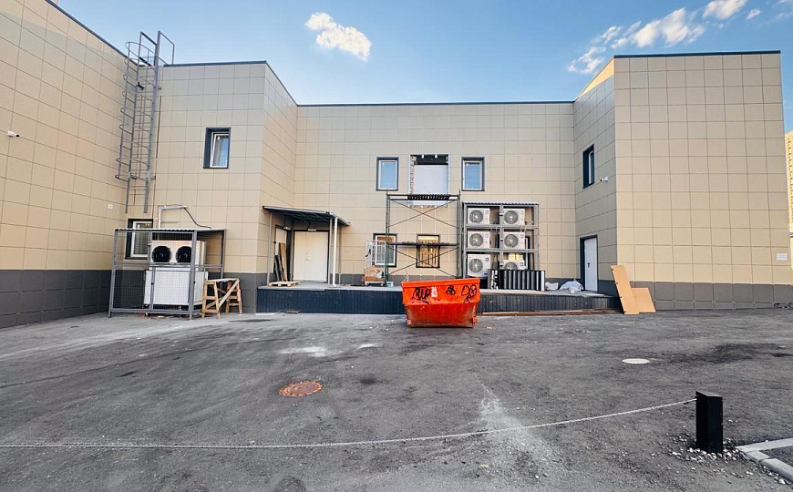 Помещение с высоким трафиком, 454 м² фото