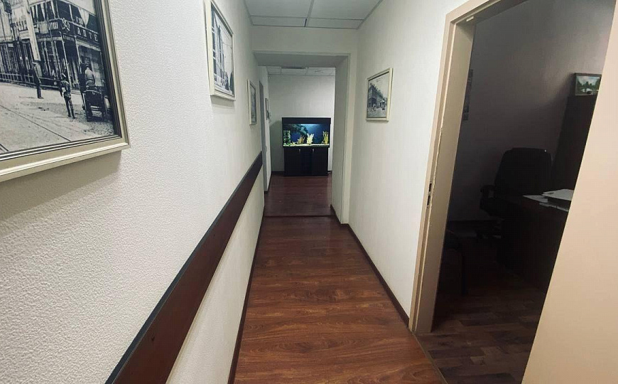 Офис, детская студия, клиника 120 м2 фото