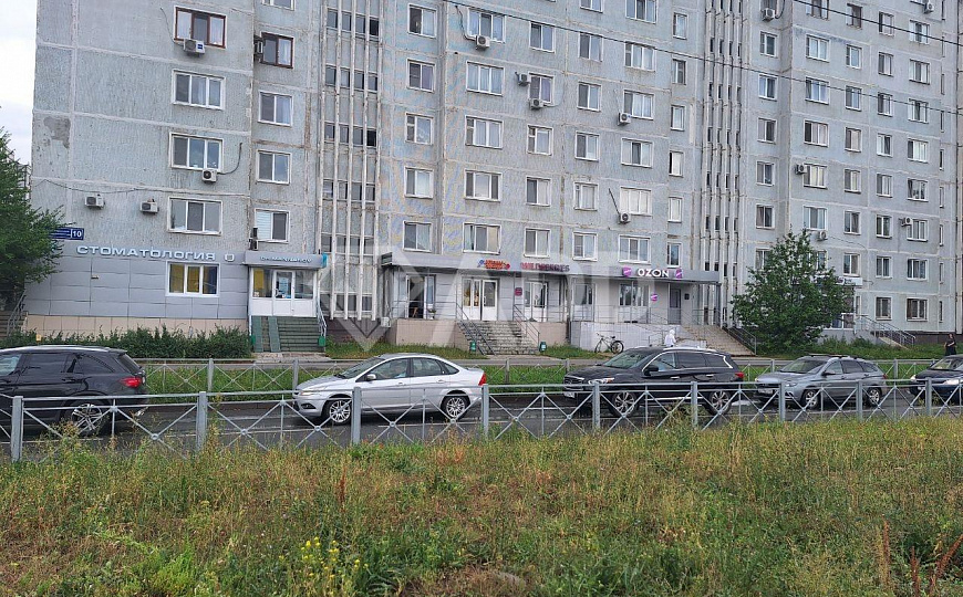 Сдам помещение на первой линии, 42,6м² фото
