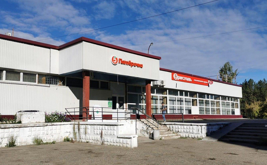Аренда торговых помещений в ТЦ г.Саянск, 45 м² фото