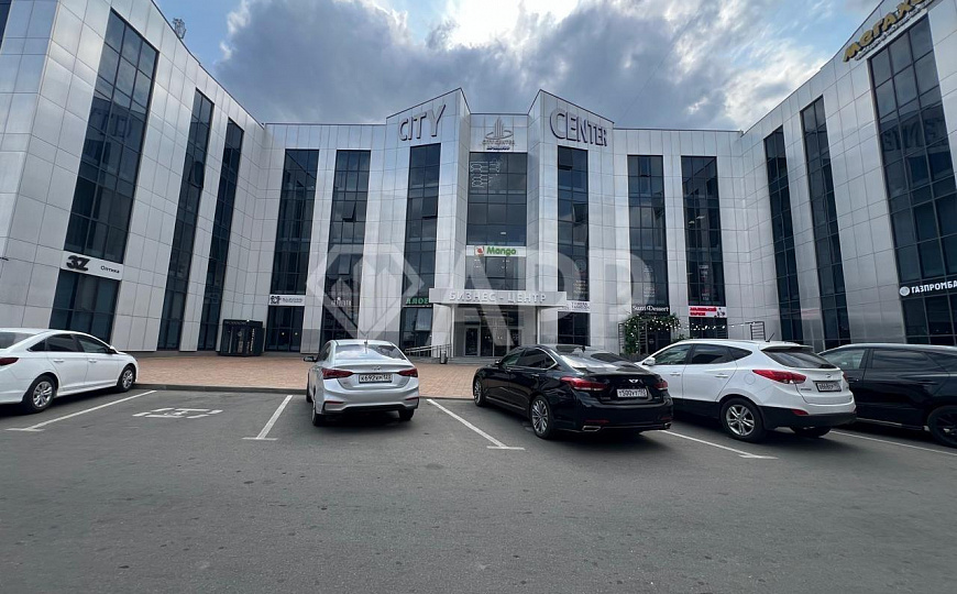 Сдам торговое помещение, 46 м², 31 м² на втором этаже фото