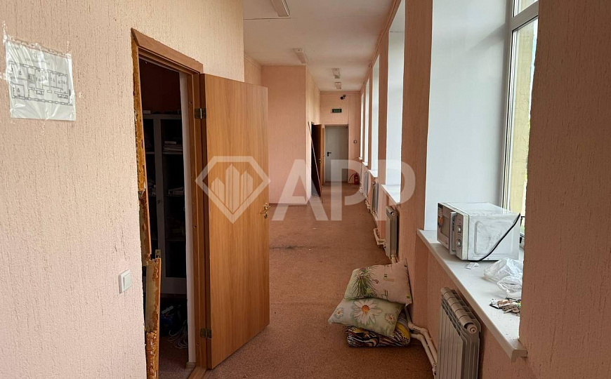 Продам коммерческое помещение под хостел (или свободного назначения) фото