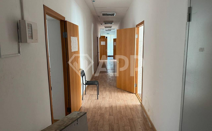 Продам коммерческое помещение под хостел (или свободного назначения) фото