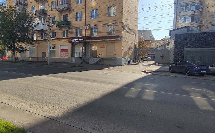 Помещение на трафике, 157 м2 фото