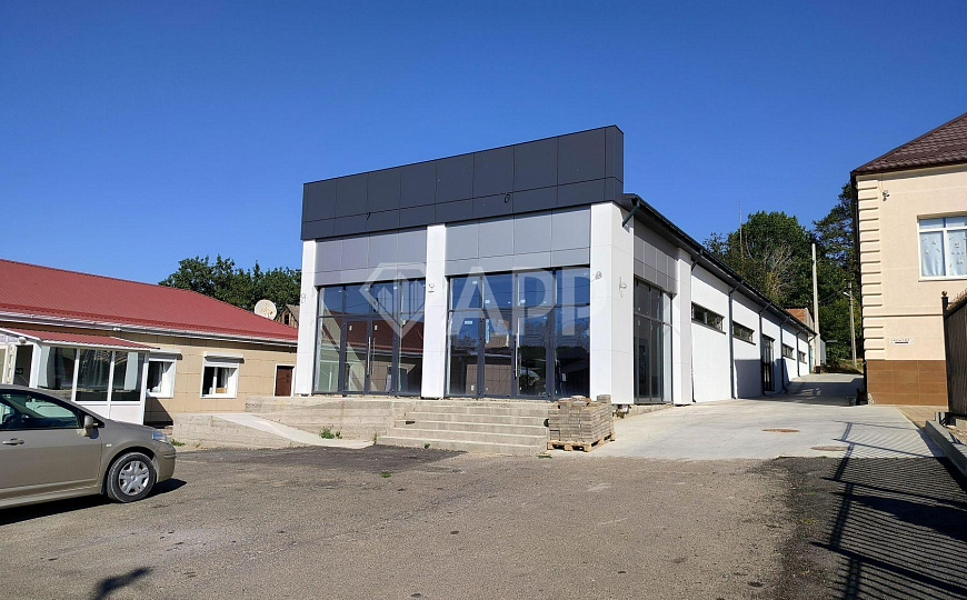 Сдам отдельно стоящее здание, 296 м² фото