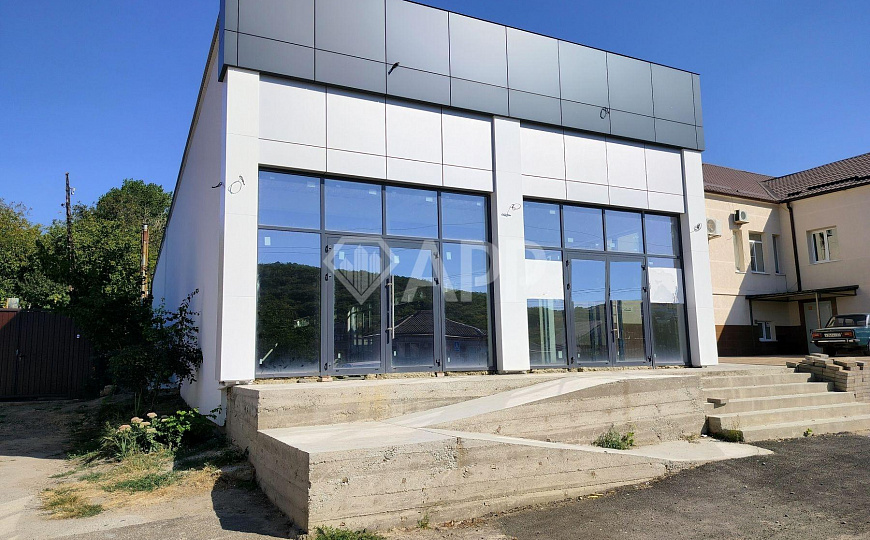 Сдам отдельно стоящее здание, 296 м² фото