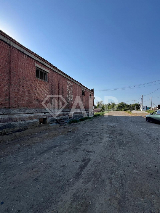 Продам производственный земельный участок, 1,67 гектар.  фото
