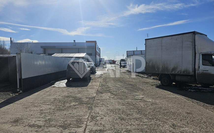 Сдаётся помещение под автосалон фото