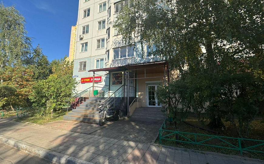 Помещение 100 кв.м. с ремонтом свободного назначения фото