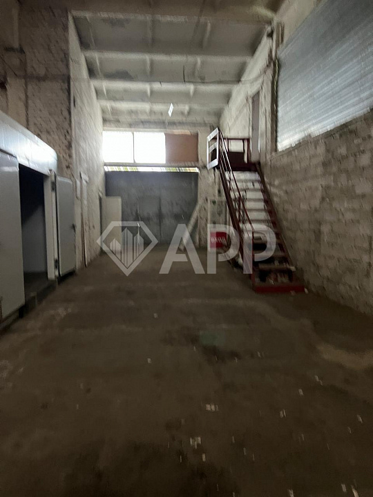 Сдам складское помещение, 500 м². С холодильными камерами фото