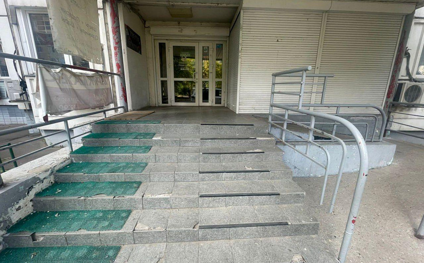 Продам ГАБ с Арендаторами 183,5 м.кв. фото