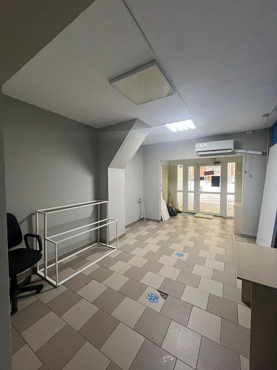Продам ГАБ с Арендаторами 183,5 м.кв. фото