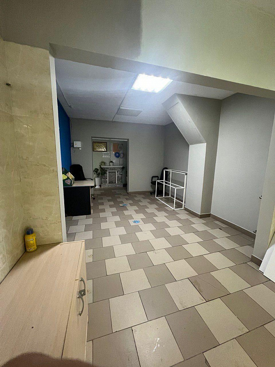 Продам ГАБ с Арендаторами 183,5 м.кв. фото