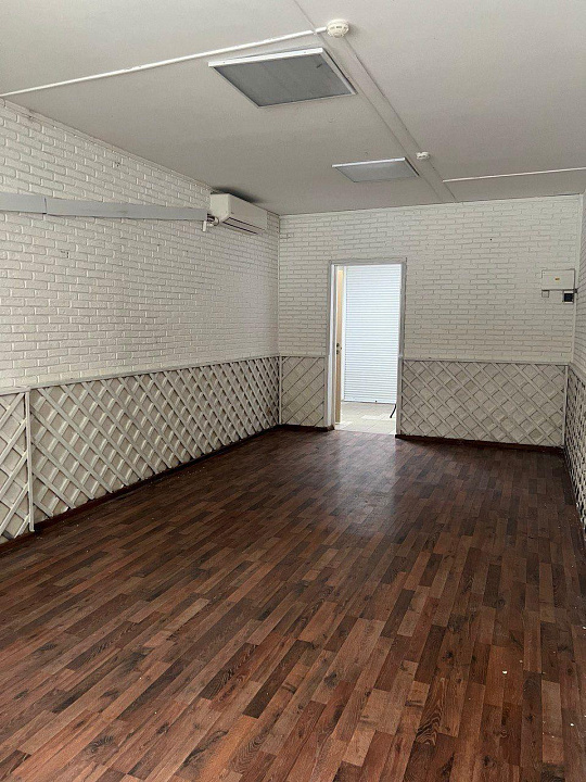 Продам ГАБ с Арендаторами 183,5 м.кв. фото