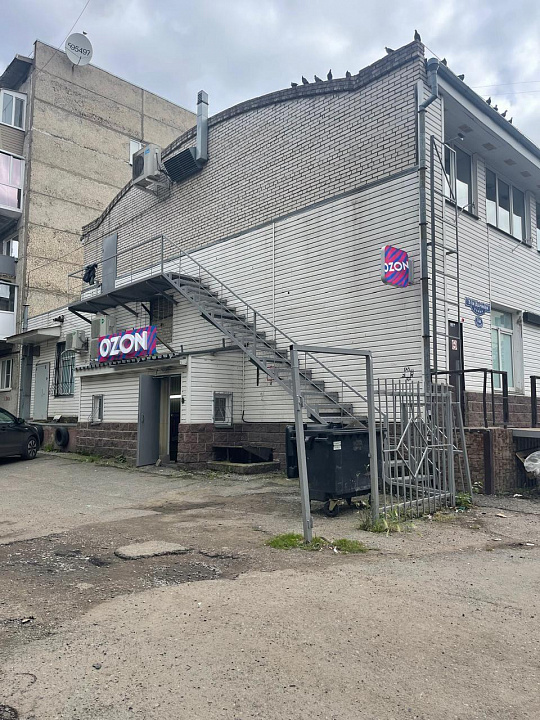 Отдельно стоящее здание фото