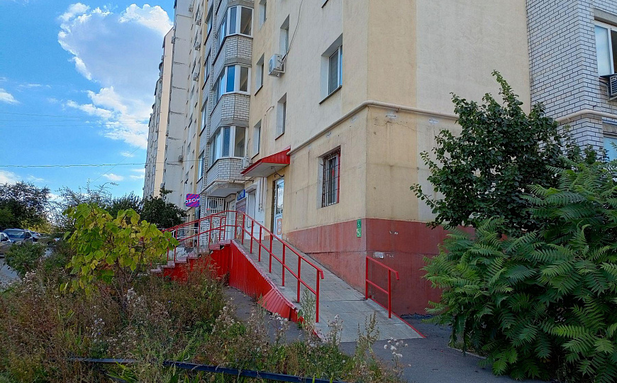 Продам торговое помещение, 105,8 м² фото
